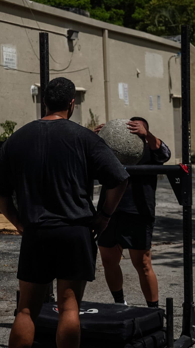 Loading a stone over the bar